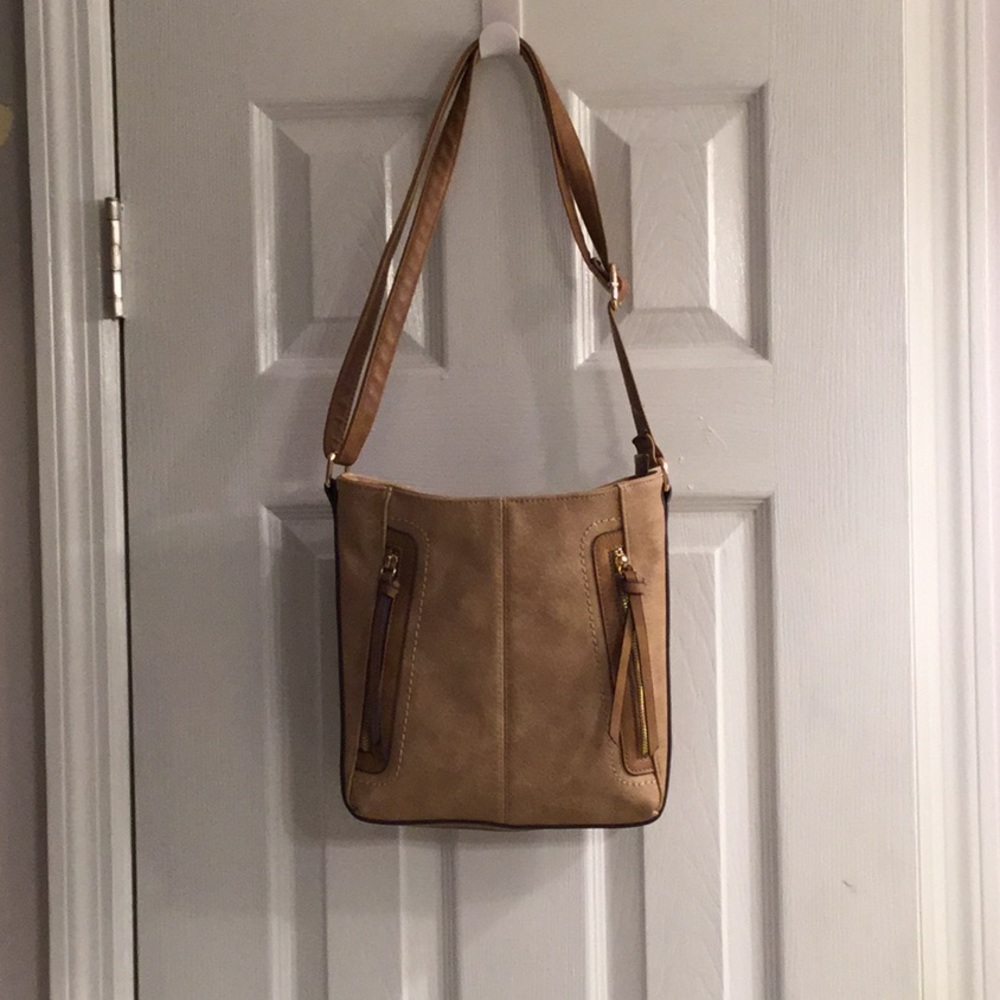 Tan crossbody purse